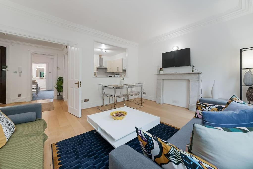 Knightsbridge Two Bed Apartment Londres Exterior foto